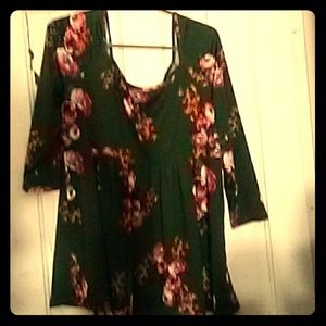 24seven Comfort empire waist blouse